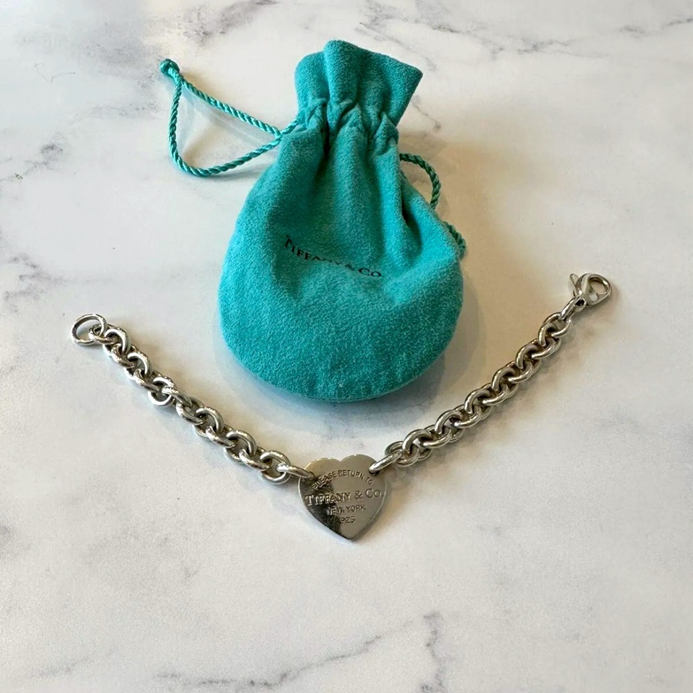 Tiffany and Co RTT bracelet! Gently used 💯 authentic! Retired